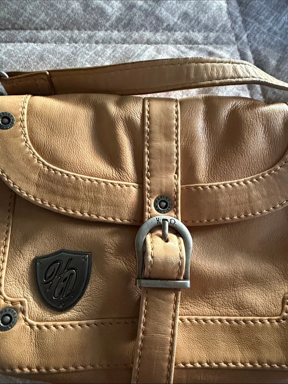 Harley-Davidson Tan Crossbody Bag - Picture 2 of 3
